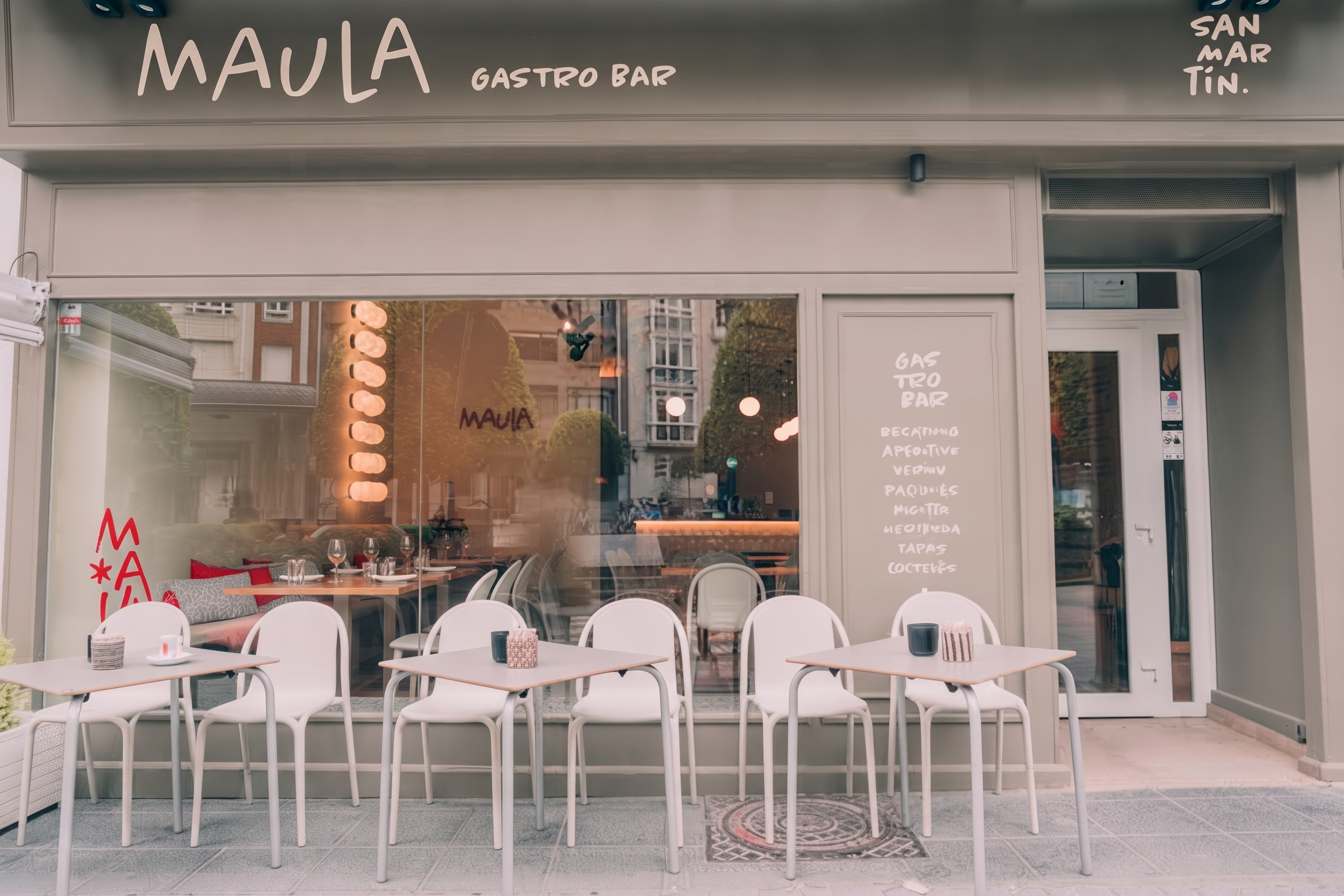 Croqueta líquida cortada por la mitad en Maula Gastro Bar, Santander