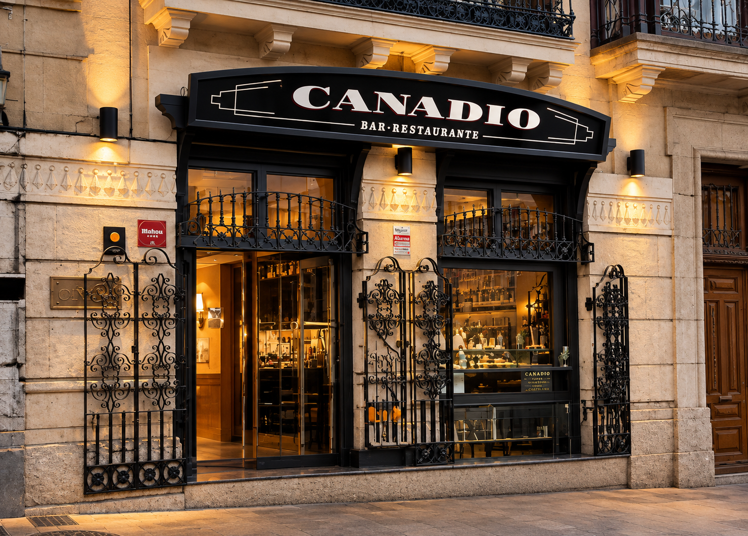 Ración de croquetas de jamón servida en el restaurante Cañadío, Santander
